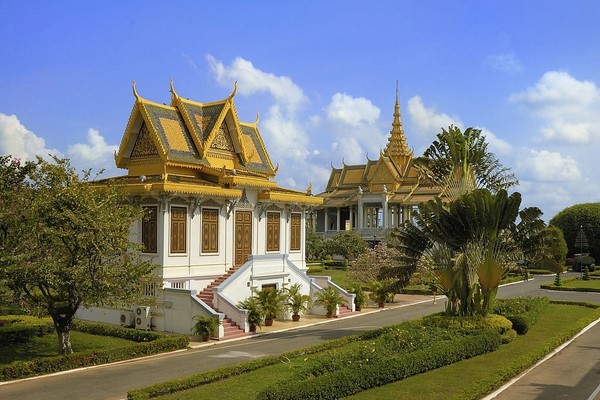 Día 1: Phnom Penh - Llegada
