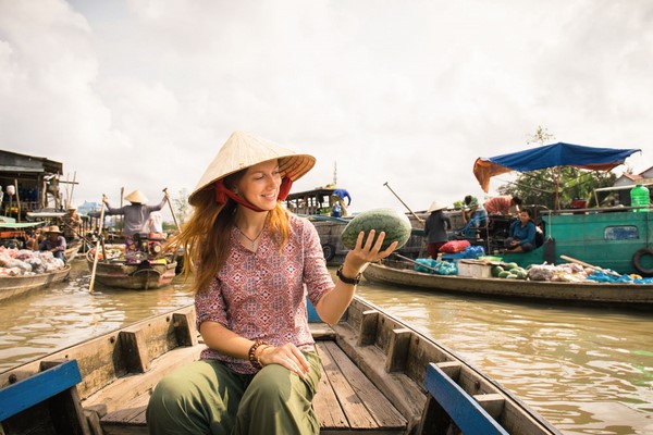 Día 11: Can Tho - Saigon - Vuelo a Siem Reap