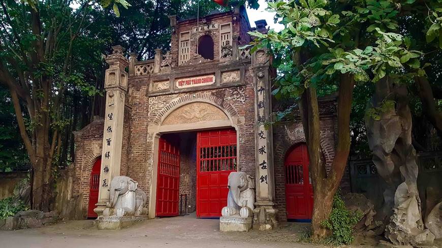 La entrada del Palacio Thanh Chuong
